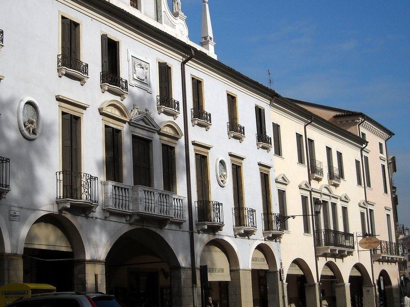 Hotel Casa Del Pellegrino Padua Exteriör bild